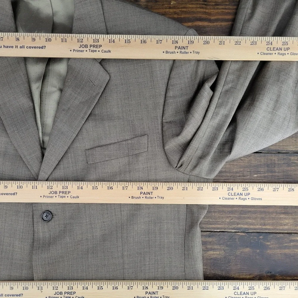 Calvin Klein Men's Sport Coat Blazer Three Button Brown Shark Skin Wool Size 42L